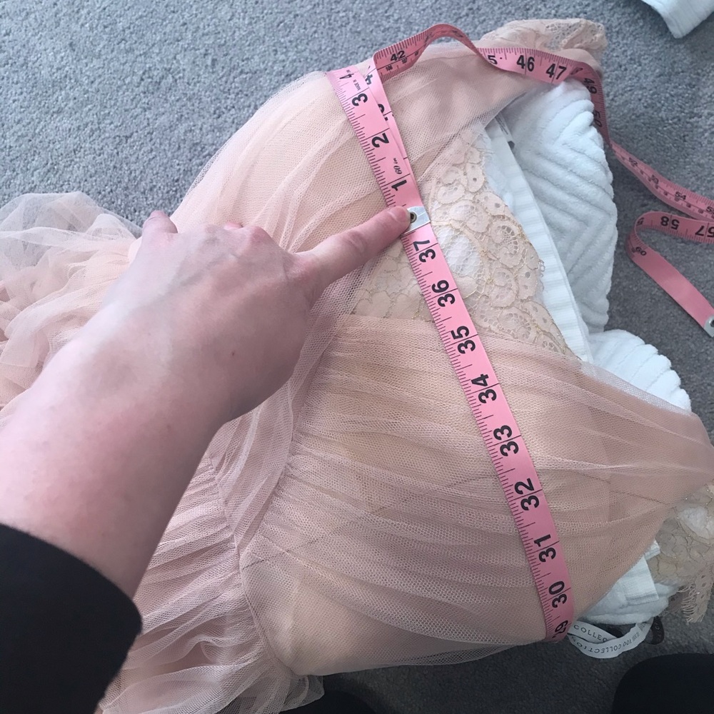 NEW BHLDN Ruby dress in Cameo Pink (size 8) - Picture 9 of 9